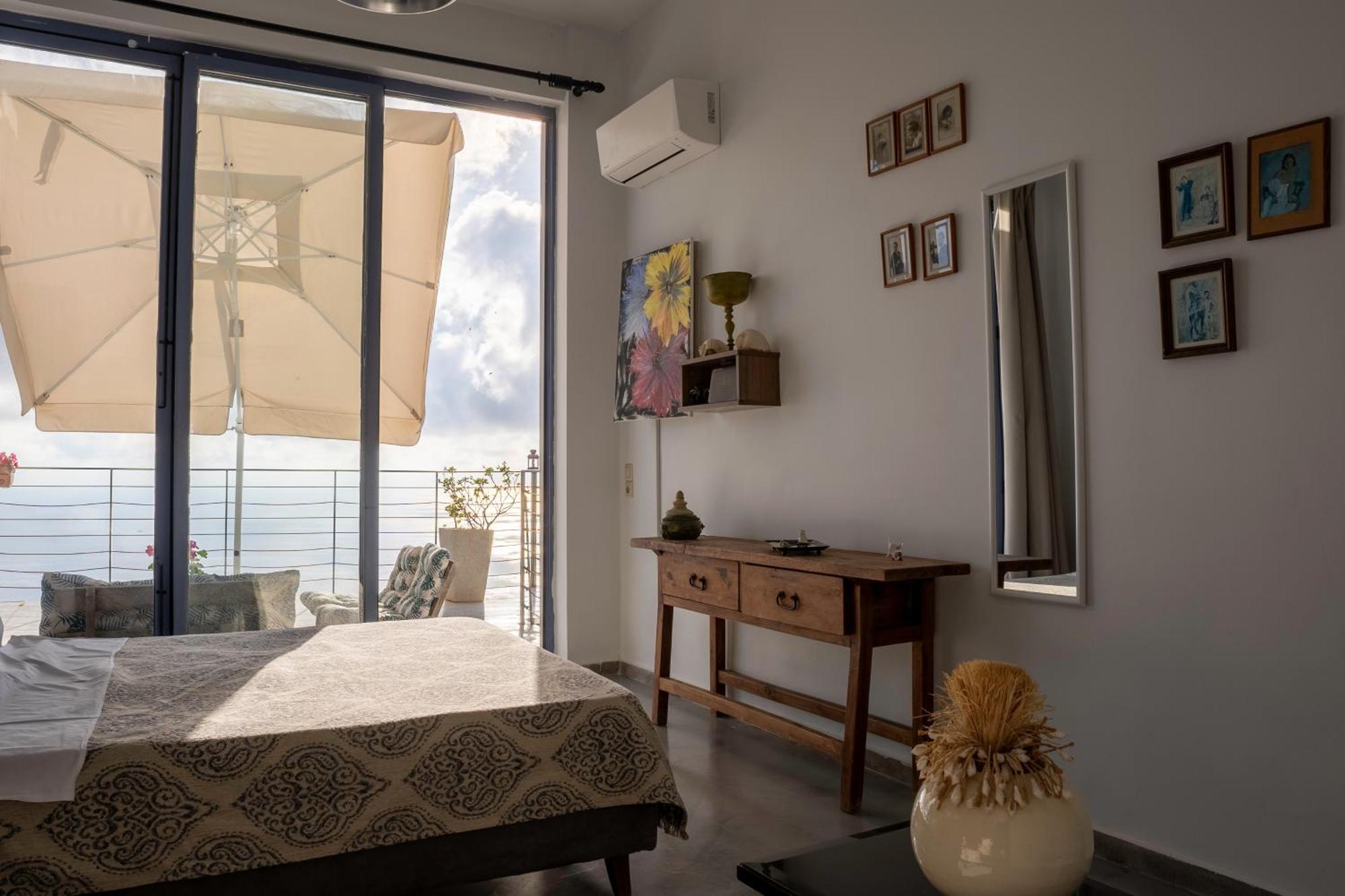 Serenity Boutique Suites Athánion Exterior foto